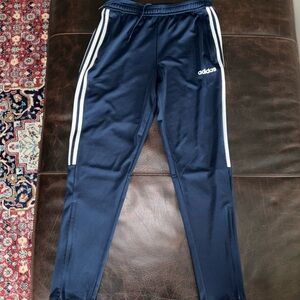 Adidas Men’s Navy Track Pants. Medium.